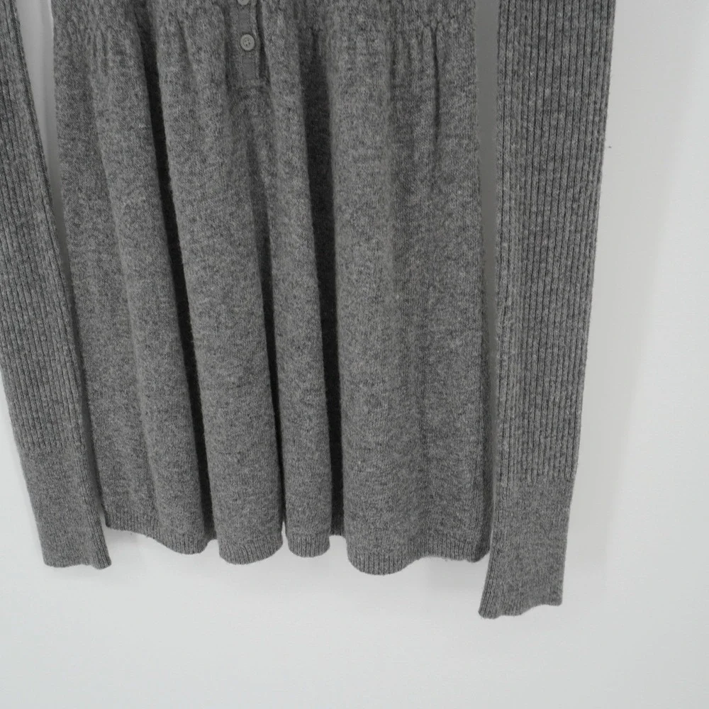 Vintage Abercrombie & Fitch Babydoll Sweater Small Long Sleeve Button Gray Y2K